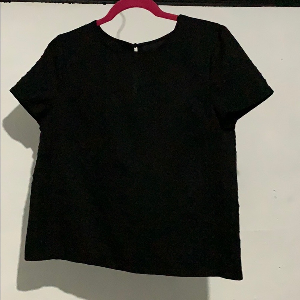 Black shirt